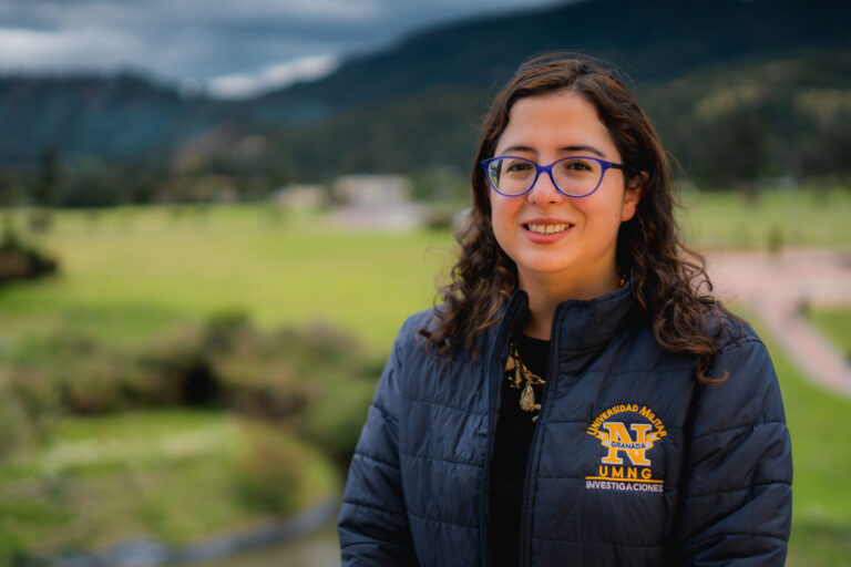 ANAMARIA QUINTANA DIRECTORA CENTRO DE INVESTIGACIONES